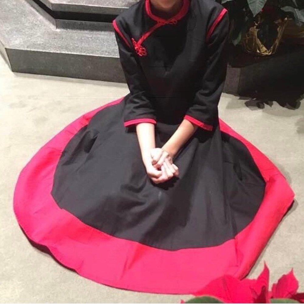 Chinese style dresses Black and for girls size L used good condition